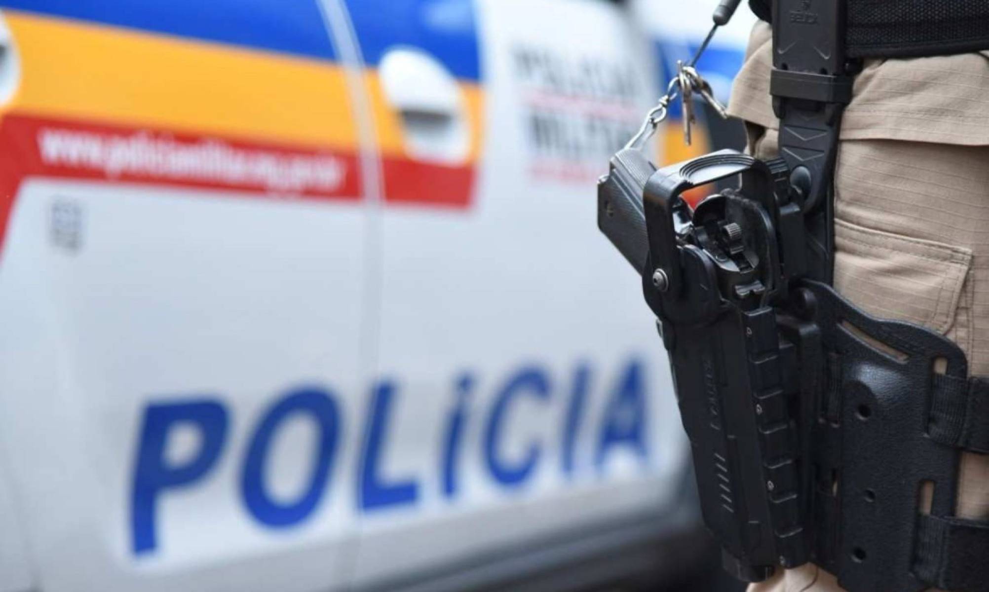 Perseguição policial termina com ataque de facão e suspeito morto pela PM