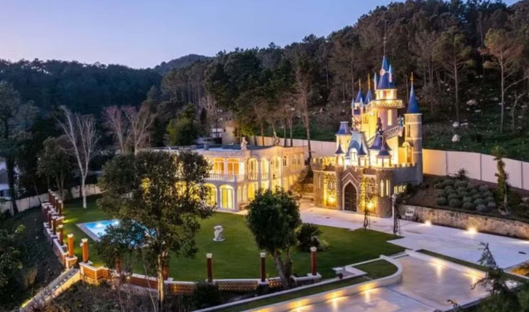 Quinta da Felicidade, localizada em Sintra, Portugal, foi colocada à venda por € 24 milhões — o equivalente a cerca de R$ 153 milhões na cotação atual.- nit.pt/Reprodução