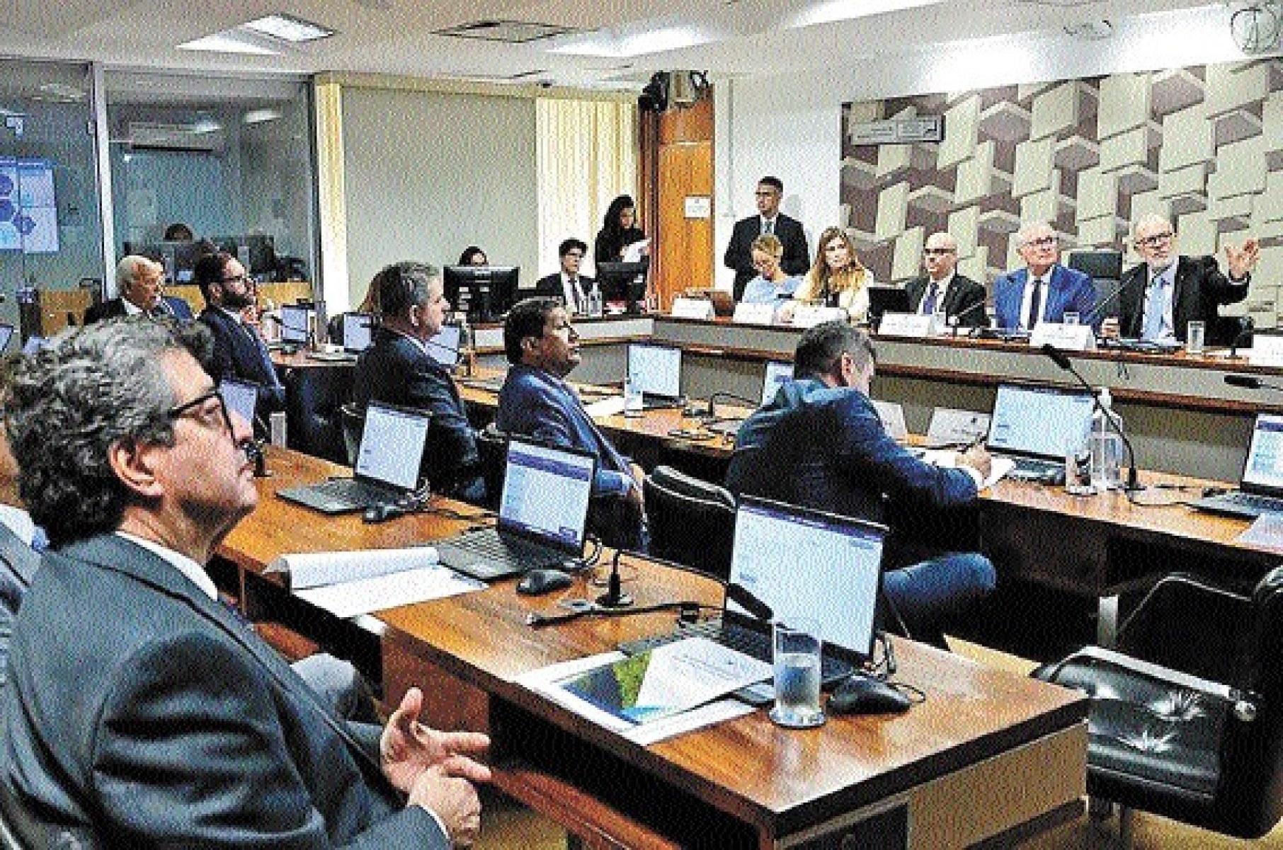 Comissão de Assuntos Econômicos (CAE) do Senado promoveu audiência pública para discutir a mineração - (crédito: Geraldo Magela/Agência Senado) Comissão de Assuntos Econômicos (CAE) do Senado promoveu audiência pública para discutir a mineração - (crédito: Geraldo Magela/Agência Senado)