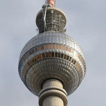 Maiores torres de telecomunicações do mundo são atraentes pontos turísticos - Taxiarchos228 wikimedia commons