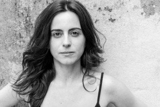 Julia Codo escava lembranças traumáticas no primeiro romance