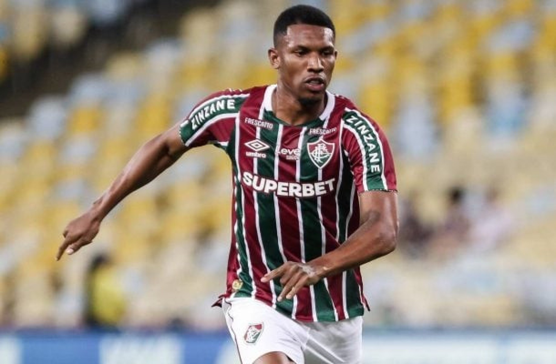 Emprestado pelo Fluminense, Lelê não poderá jogar por clube japonês Emprestado pelo Fluminense, Lelê não poderá jogar por clube japonês