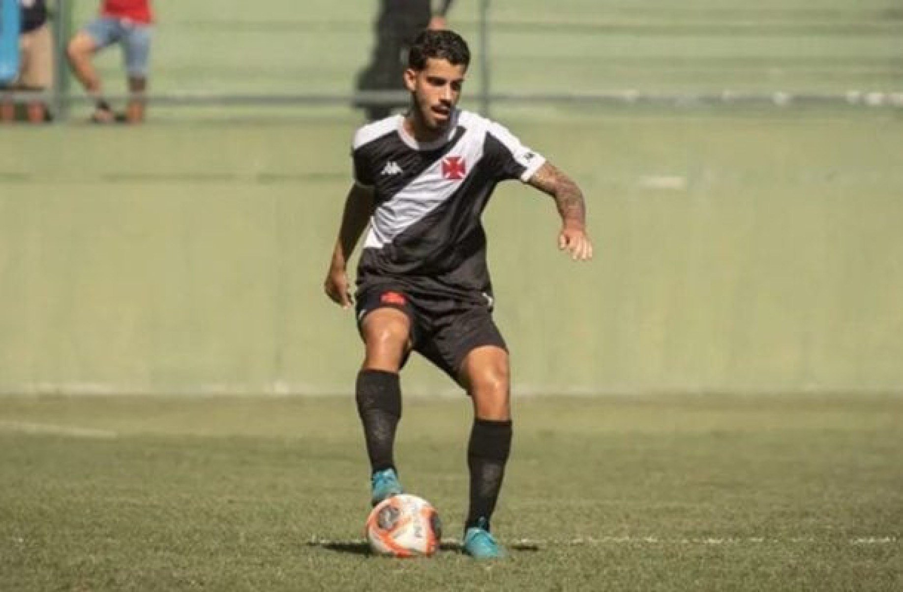 Filho de Felipe, Lucas Loureiro deixa o Vasco sem atuar nos profissionais