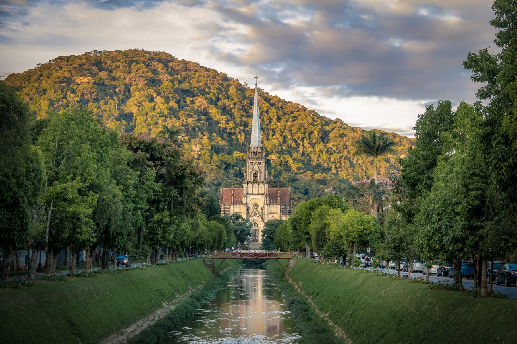  Petrópolis (RJ)

    -instagram/divulga....o..voce-sabia-petropolis.