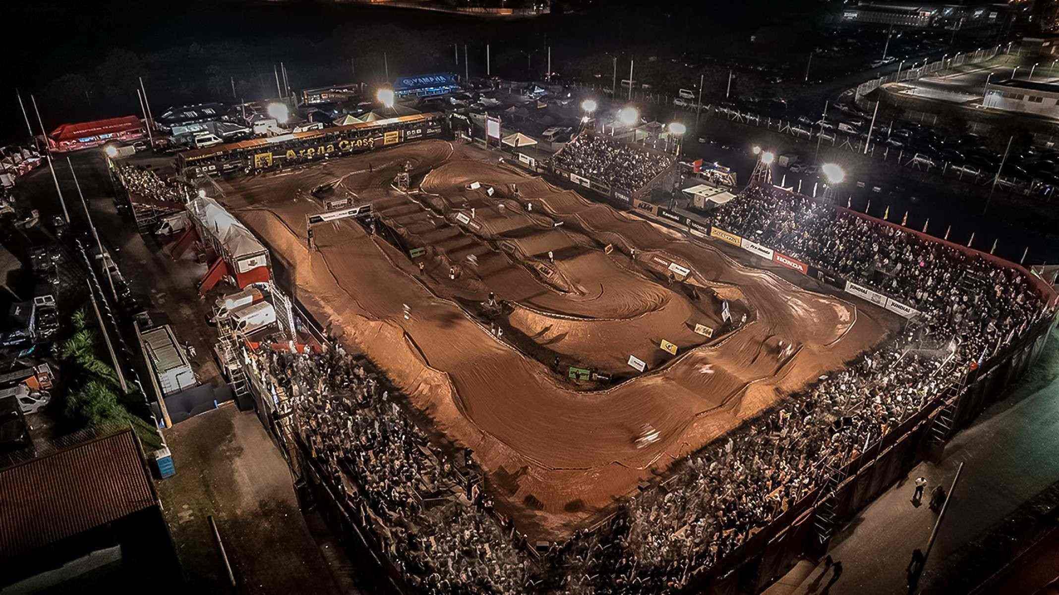 Jundiaí recebe terceira etapa do Arena Cross neste sábado - DINO