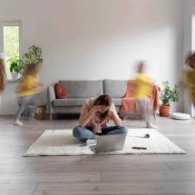 Burnout parental: Kidzenith busca aliviar a carga mental - DINO