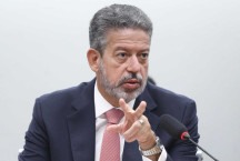 Planalto rejeita ideia de Arthur Lira de compensar IOF em proposta de reforma do IR