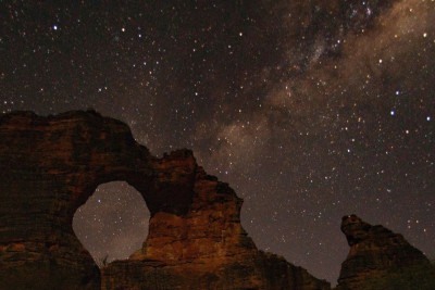 O eclipse solar total de 2027 terá uma faixa de totalidade que passará principalmente pelo norte da África e sul da Europa, mas o Brasil estará dentro da zona de visibilidade parcial  -  (crédito: Marcio Carvalho/Reproducao do Livro Os Patrimonios da Humanidade no Brasil)