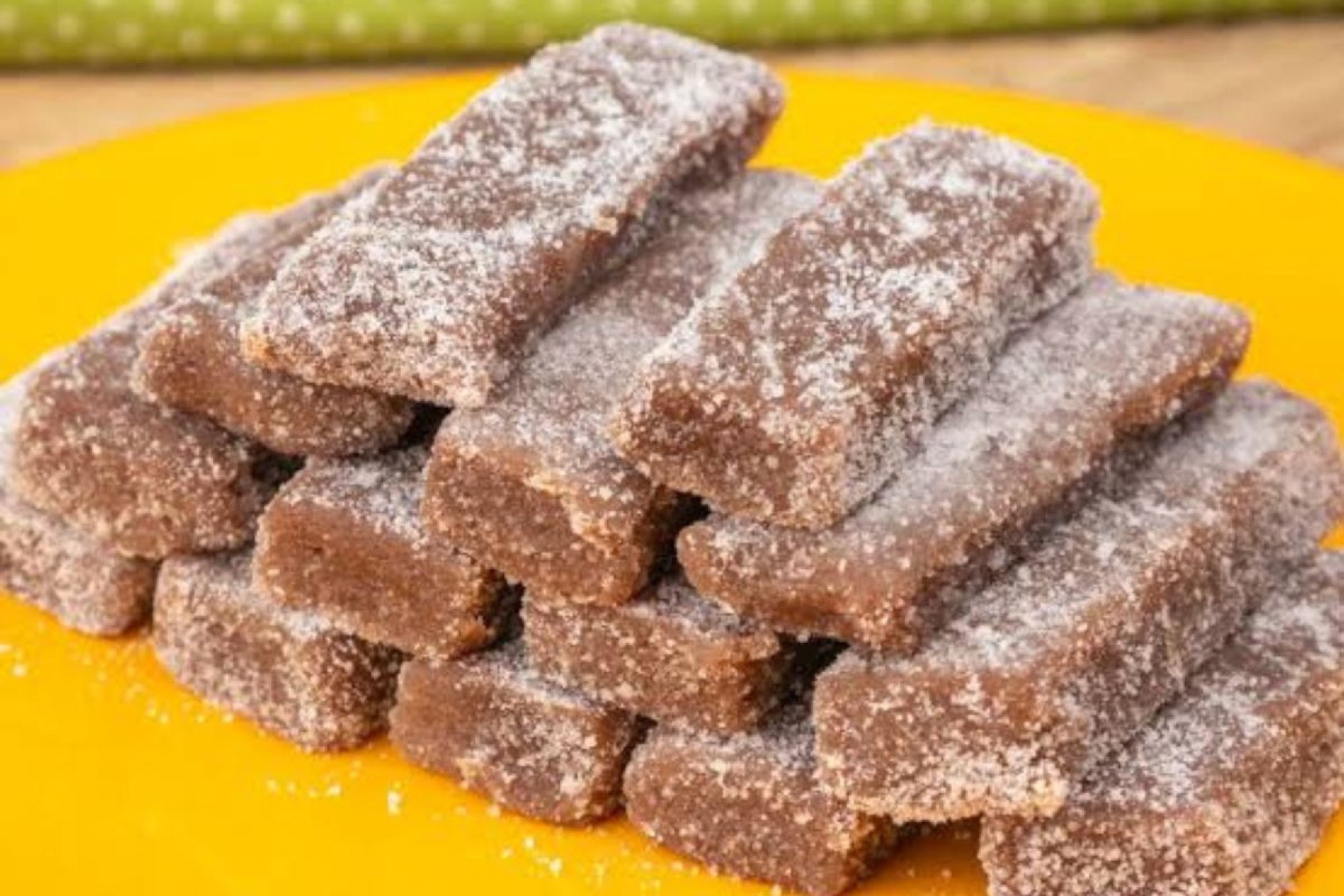 Receita leve de bananinha: menos açúcar, mais nutrição e o mesmo gostinho da infância. Receita leve de bananinha: menos açúcar, mais nutrição e o mesmo gostinho da infância.