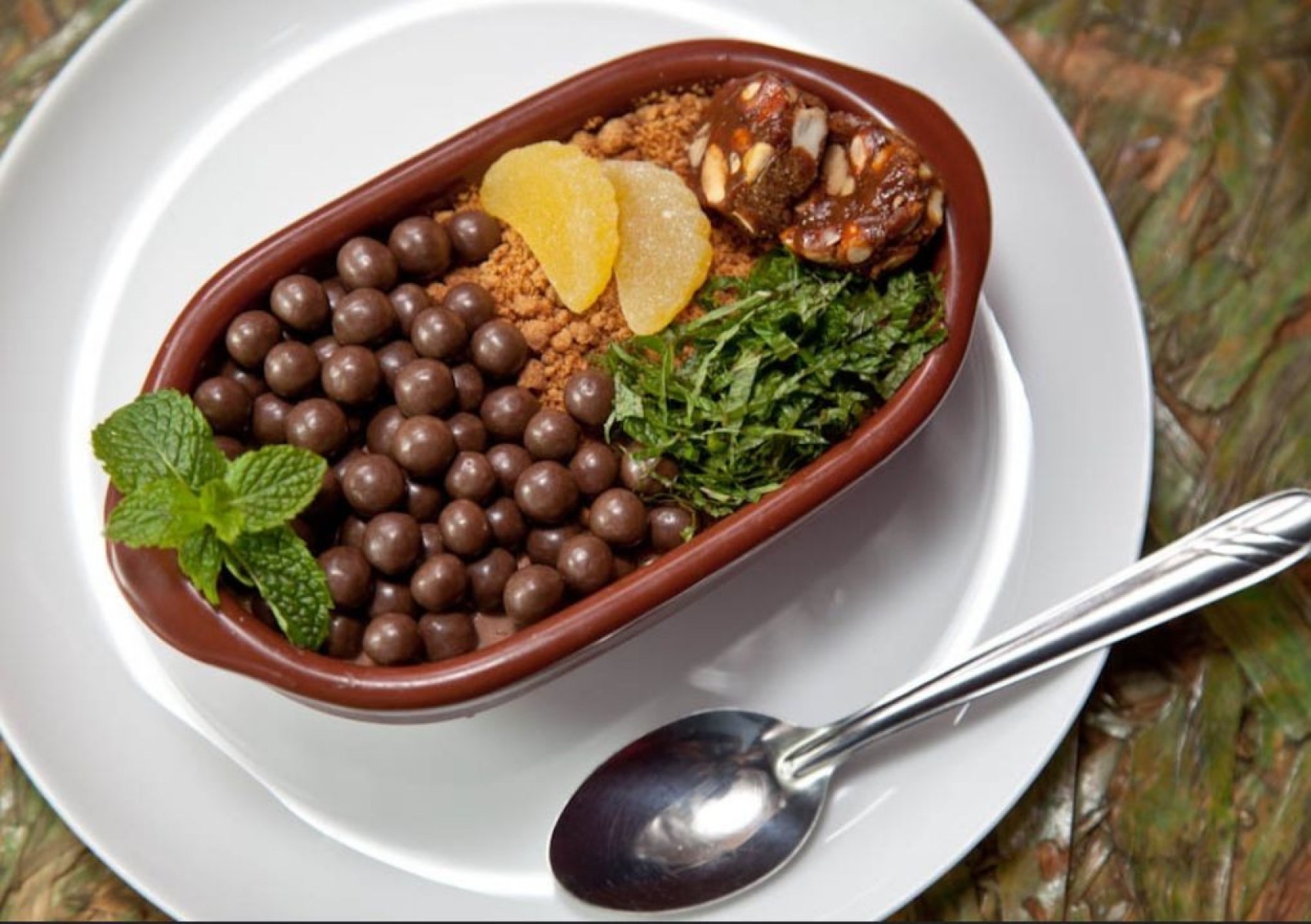 O chef Juliano Caldeira criou a feijoada doce