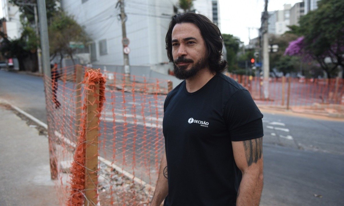Na foto, o vistoriador Edson Moreira, de 36 anos