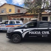 Homem se irrita com valor da corrida e dá 11 facadas em taxista em MG