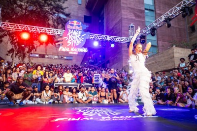 Dançarina Jess Nascimento, semifinalista do Red Bull Dance Your Style 2024, na final nacional em São Paulo -  (crédito: Fabio Piva/Red Bull Content Pool)