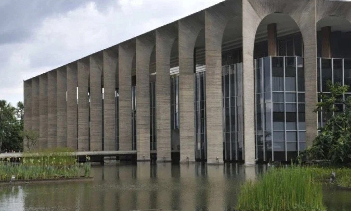 Palácio Itamaraty, projeto icônico de Oscar Niemeyer - (crédito: Minervino Júnior/CB/D.A.Press) Palácio Itamaraty, projeto icônico de Oscar Niemeyer - (crédito: Minervino Júnior/CB/D.A.Press)