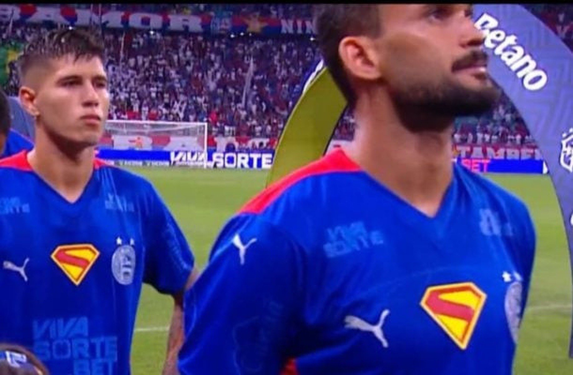 Super-Homens do Bahia enfrentam Atlético com ‘capa’ e tudo