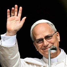 Vaticano rejeita poliamor e destaca que sexo vai além da procriação - Tiziana FABI/POOL/AFP