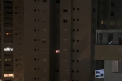 Apartamento com 'incêndio' estava apenas transmitindo vídeo de lareira em uma TV; alarme falso mobilizou os bombeiros em Nova Lima -  (crédito: Corpo de Bombeiros/Divulgação)