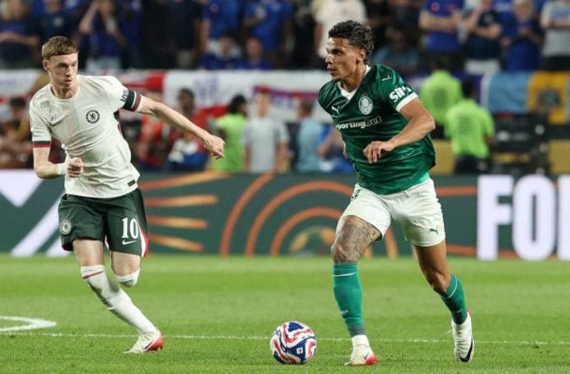 Palmeiras recebe propostas e analisa valores para decidir futuro de Richard Ríos