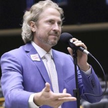 Quando Zeca Dirceu saberá se terá que disputar 2º turno no PT do Paraná