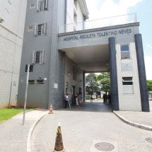 Há três meses, Hospital Risoleta Neves, na Região Norte de BH, também limitou atendimentos devido a superlotação -  (crédito: Edesio Ferreira/EM/D.A.Press)