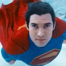 Novo ‘Superman’ entra nos cinemas e público relembra Christopher Reeve, eterno super-homem que ficou paralisado em acidente com cavalo - Divulgação/Warner Bros