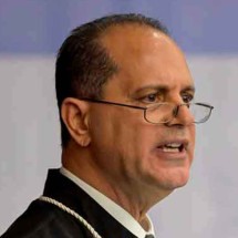 TRE-MG sob nova presidência