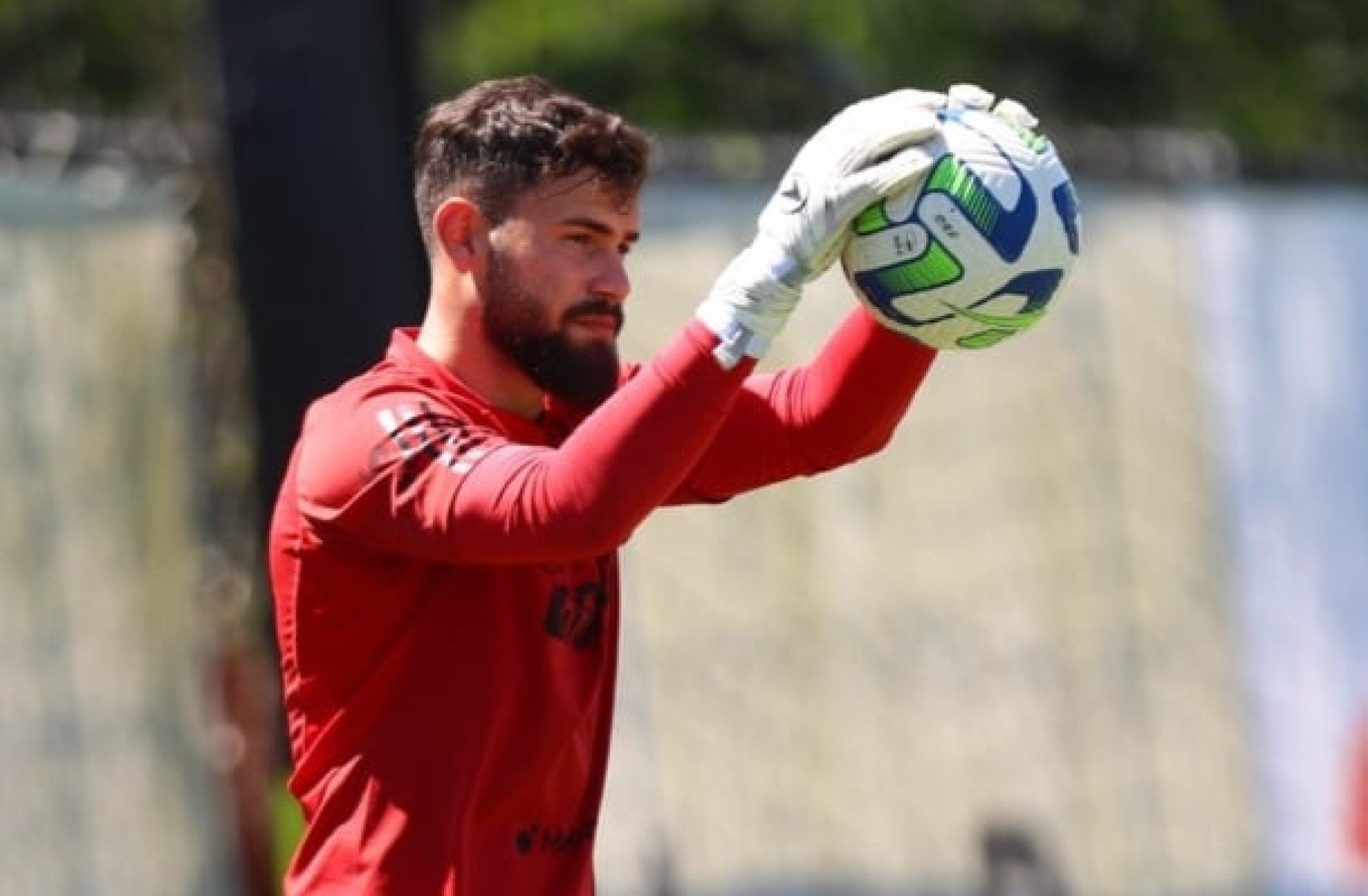 Cruzeiro inicia conversas para contratar Matheus Cunha, do Flamengo