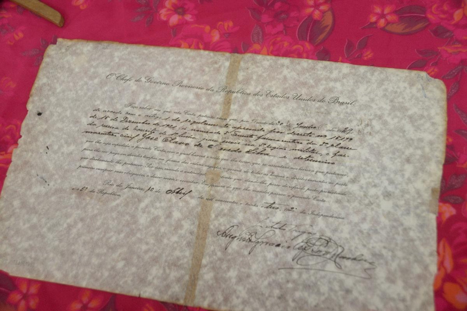 Cartas trocadas por Maria Helena de Souza e Silva e José Olavo de Azevedo Silva na década de 30. Casal chegou a trocar 37 cartas de amor