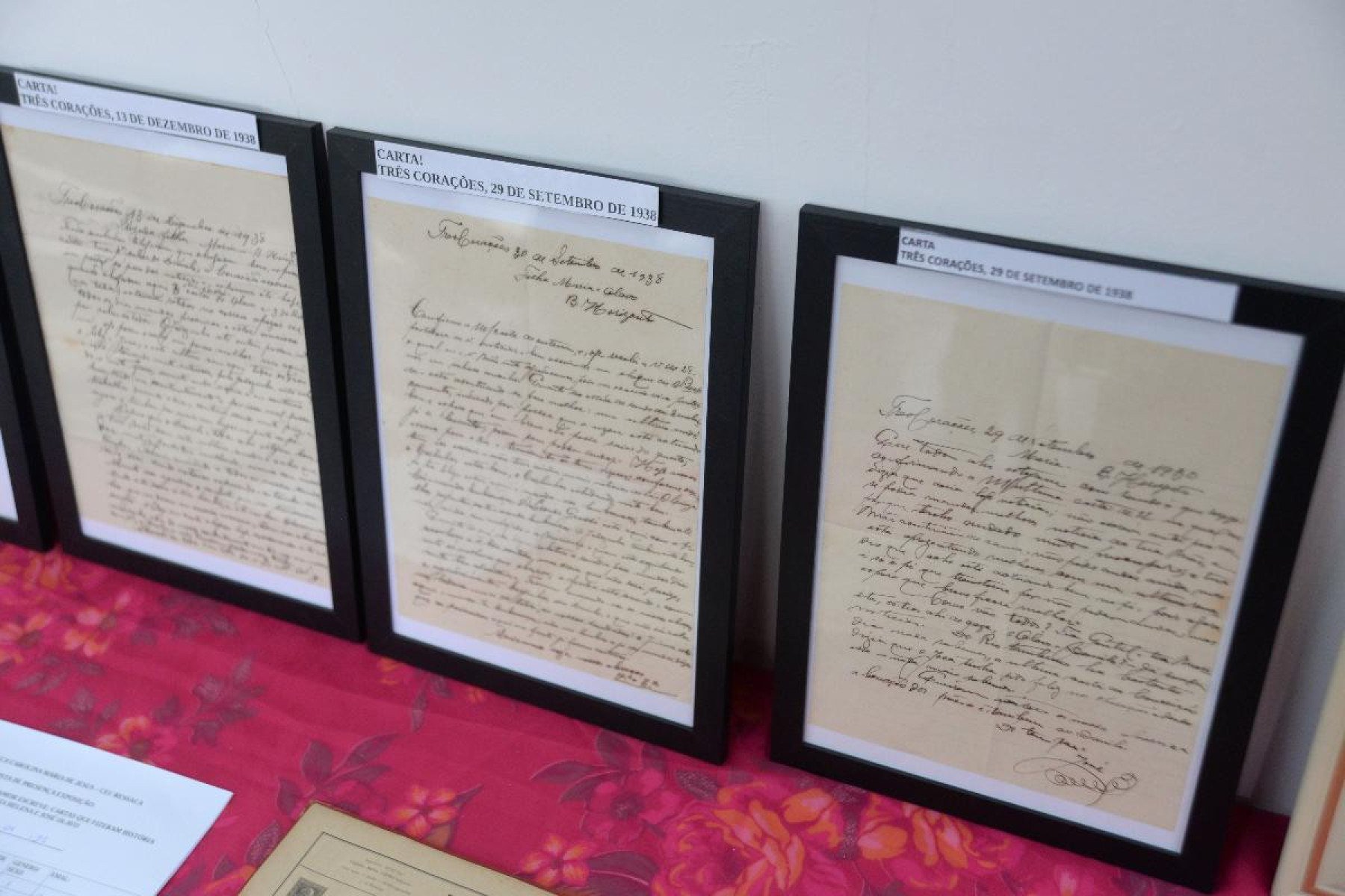 Cartas trocadas por Maria Helena de Souza e Silva e José Olavo de Azevedo Silva na década de 30. Casal chegou a trocar 37 cartas de amor
