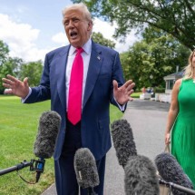 'Porque posso', responde Trump sobre aplicar tarifas de 50% ao Brasil