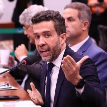 Canal de Janones para campanha de Lula chega a 1 milhão de inscritos