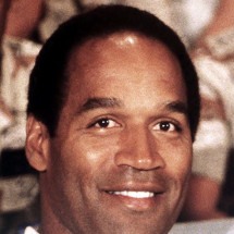 Ídolo no esporte, suspeito de assassinato e preso por roubo: relembre a vida turbulenta de O.J. Simpson - wikimedia commons 	
Gerald Johnson 
