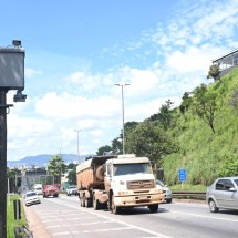 Radares flagram 3 mil motoristas em alta velocidade em 24 h na BR-040  - Leandro Couri/EM/DA.Press