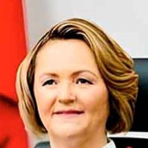 Nova ministra do STJ