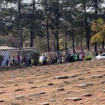 Menina indígena que morreu durante o parto é sepultada na Grande BH