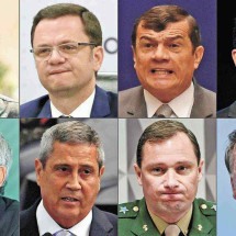Mui amigo, Tarcísio larga a mão de Bolsonaro, apesar da pressão de Trump - AFP