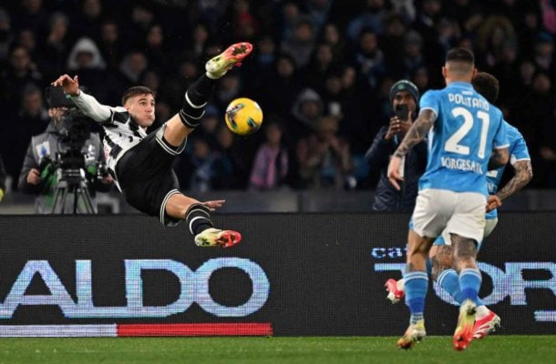 Napoli negocia contratação do ‘Haaland italiano’