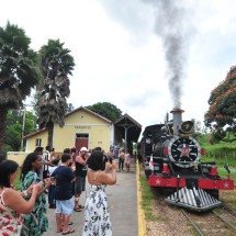 Maria Fumaça de São João del-Rei e Tiradentes fará 20 viagens inesquecíveis -  Alexandre Guzanshe/EM/D.A Press. Brasil. Tiradentes - MG. Turismo São João del Rei. Na foto, trem Maria Fumaca que percorre as cidades de Sao Del Rei ate Tiradentes.