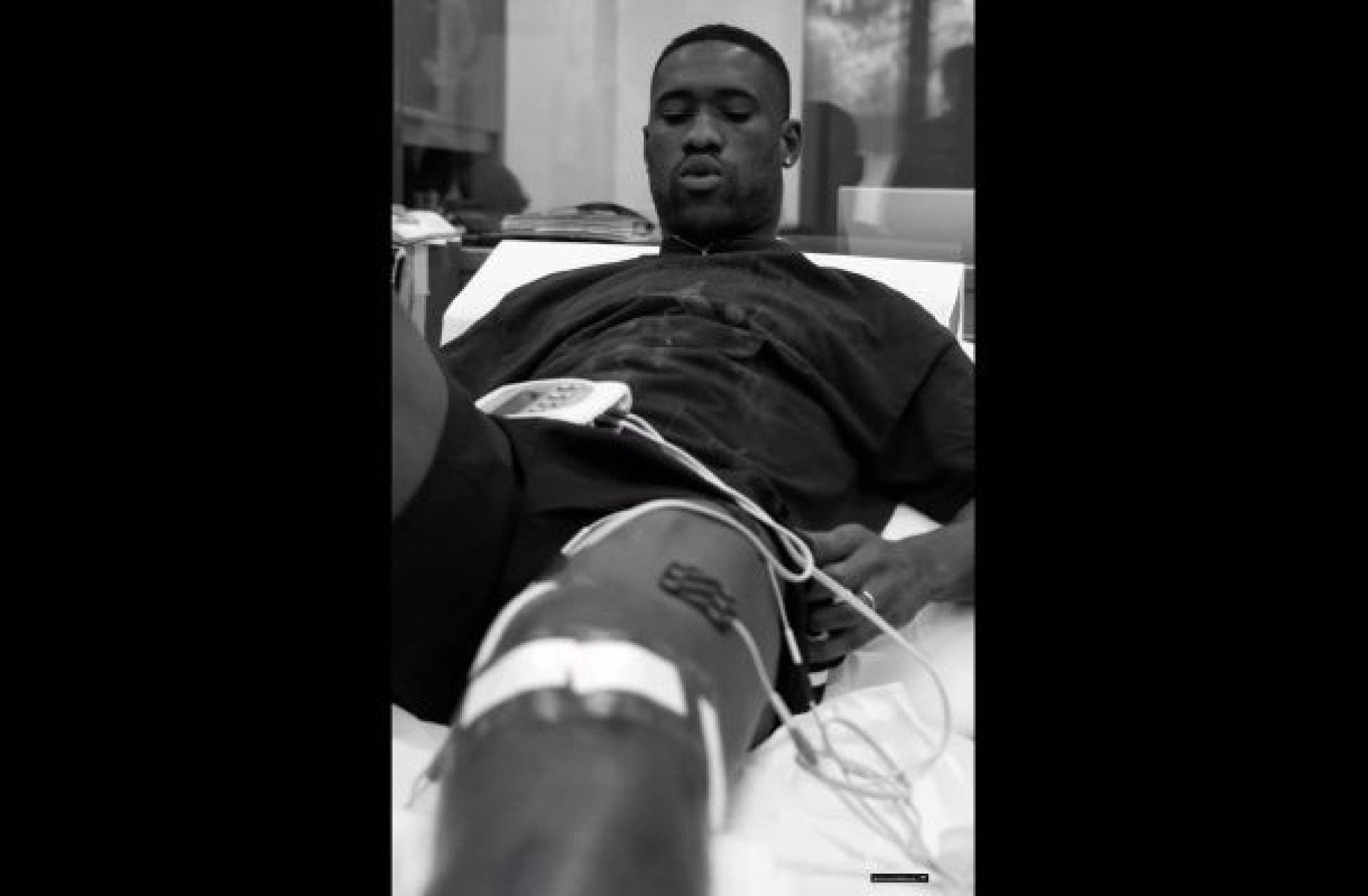 Bastos, do Botafogo, posta vídeo e fala sobre recuperação de lesão: ‘Cada dia melhor’