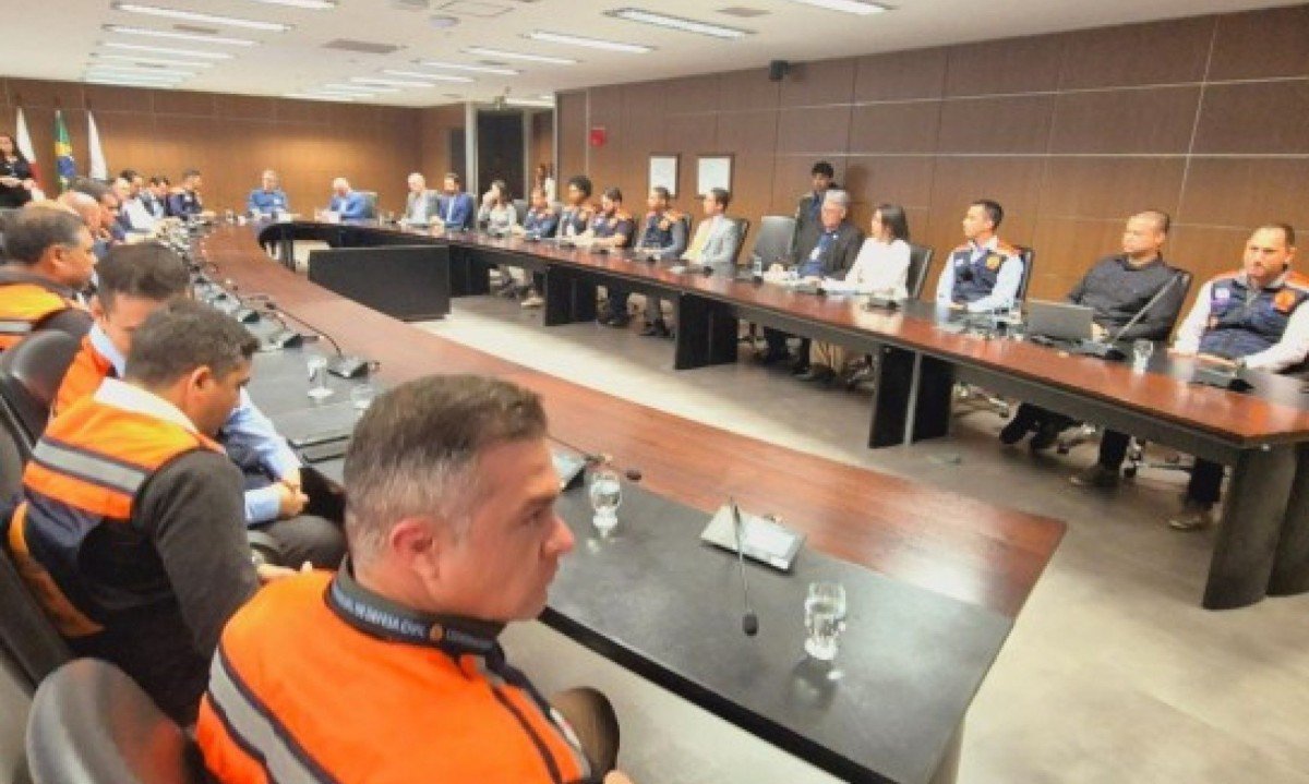 Defesa Civil e Crea-MG firmam acordo de prevenção a desastres para o próximo período chuvoso. O documento foi assinado no dia 8 de julho pelo governador Romeu Zema. -  (crédito: Jair Amaral/Em/D.A Press)
