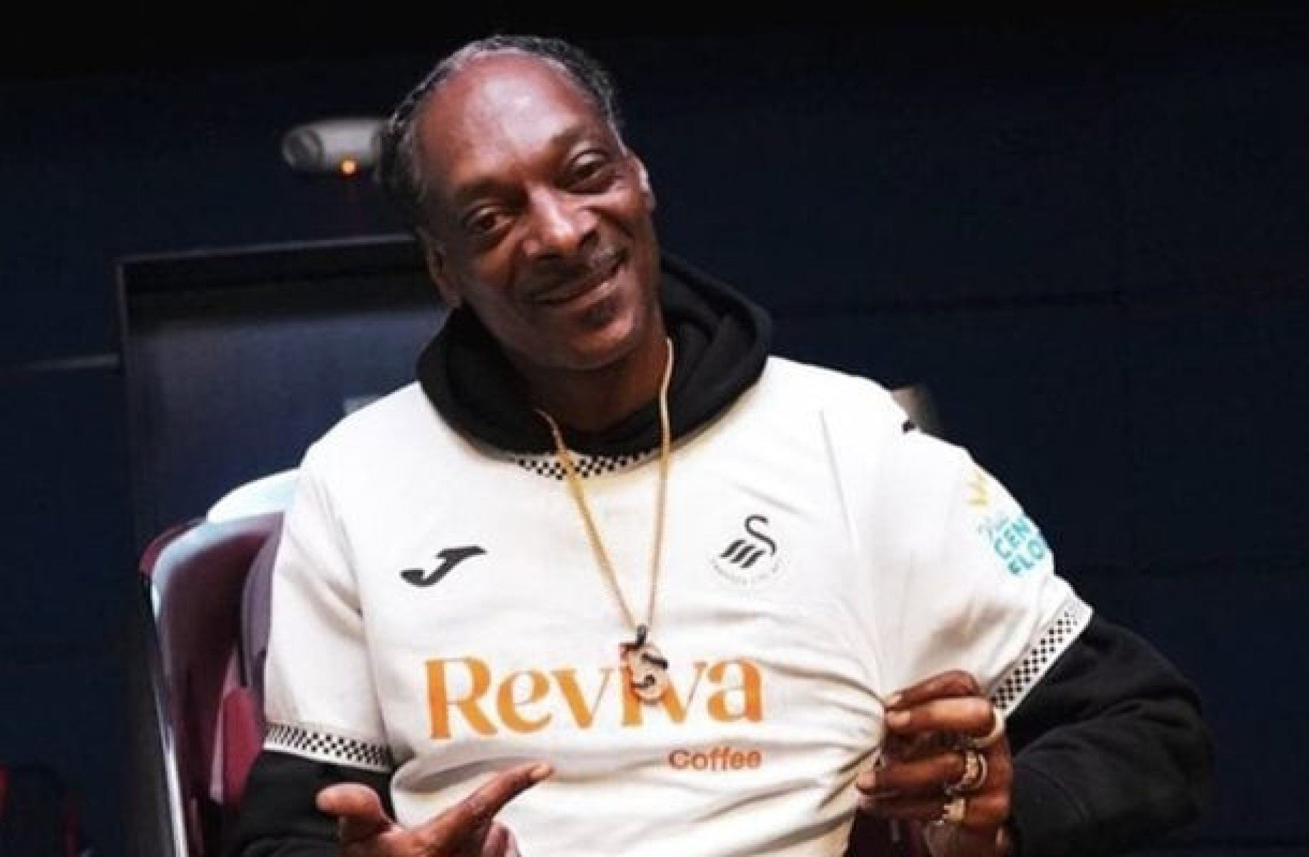 Snoop Dogg se torna co-proprietário do Swansea City