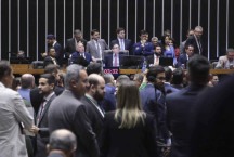 Ap&#243;s perder no STF, Motta imp&#245;e derrotas ao governo antes do recesso parlamentar