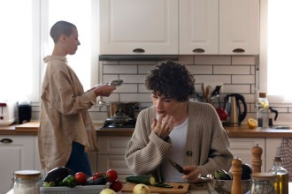 Erros ao cozinhar: o que não fazer na hora de preparar seus pratos