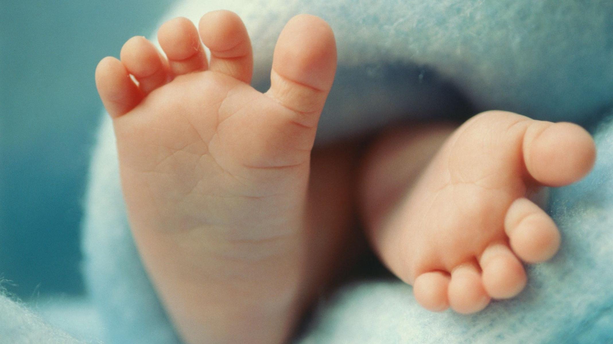 Os bebês com DNA de 3 'pais' nascidos sem doença hereditária - BBC