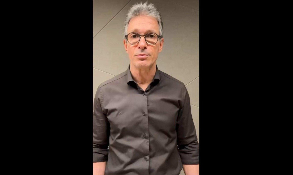 Governador Romeu Zema presta solidariedade à família de Jair Bolsonaro após a Polícia Federal fazer operação na casa do ex-presidente -  (crédito: Reprodução/Redes Sociais)