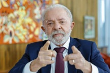 Tarifa&#231;o: Lula assume embate pol&#237;tico enquanto Alckmin negocia