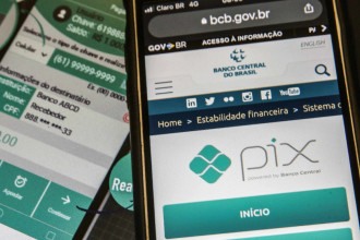 Concorrência com cartões de crédito e débito é uma evolução natural do Pix
