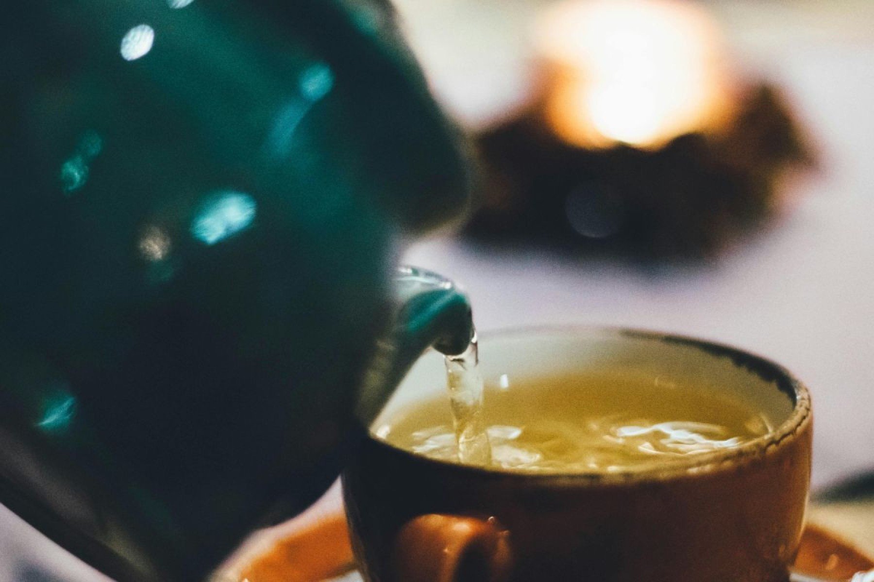 Os chás podem contribuir para uma rotina mais tranquila e relaxada