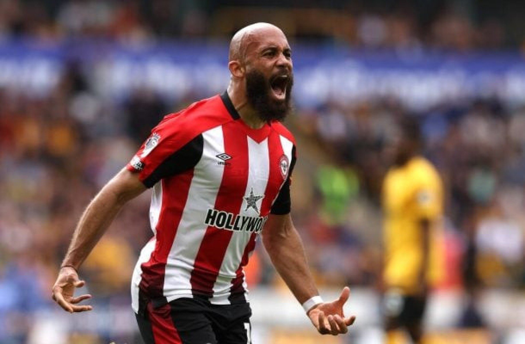 Manchester United acerta contratação de atacante por 82 milhões de euros