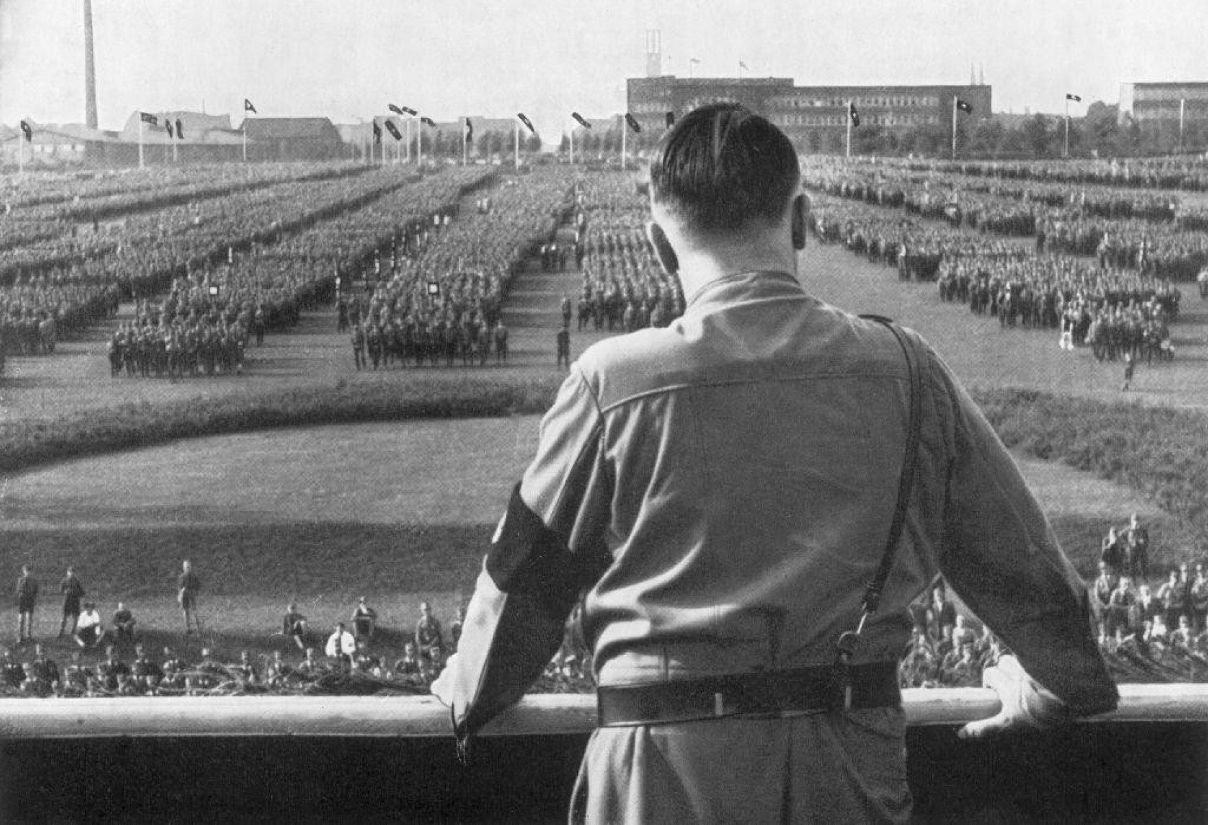 100 anos de 'Minha Luta': como livro de Hitler desbanca tese de que nazismo é socialista - Domínio Público